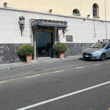 House Sasymary דירה *