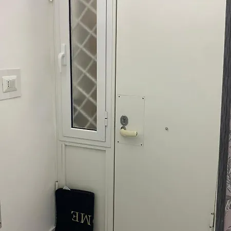 House Sasymary דירה *