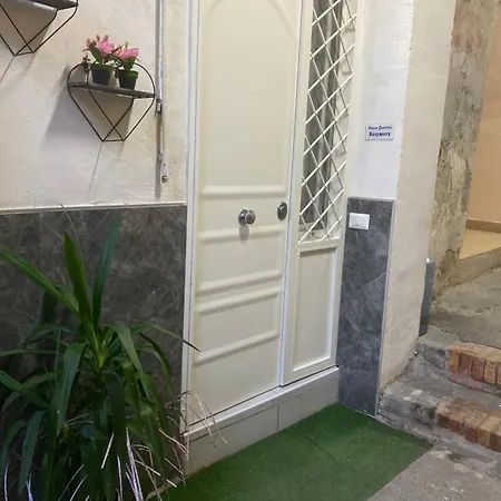 House Sasymary アパート